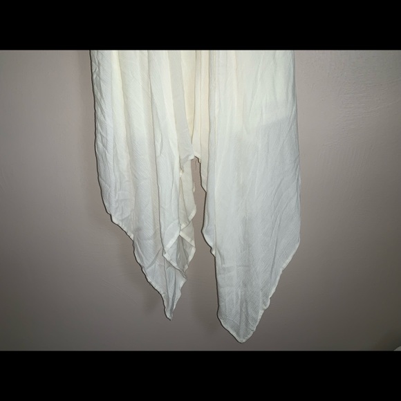 Beautiful Creme Dress WORN ONLY ONCE - Picture 3 of 7